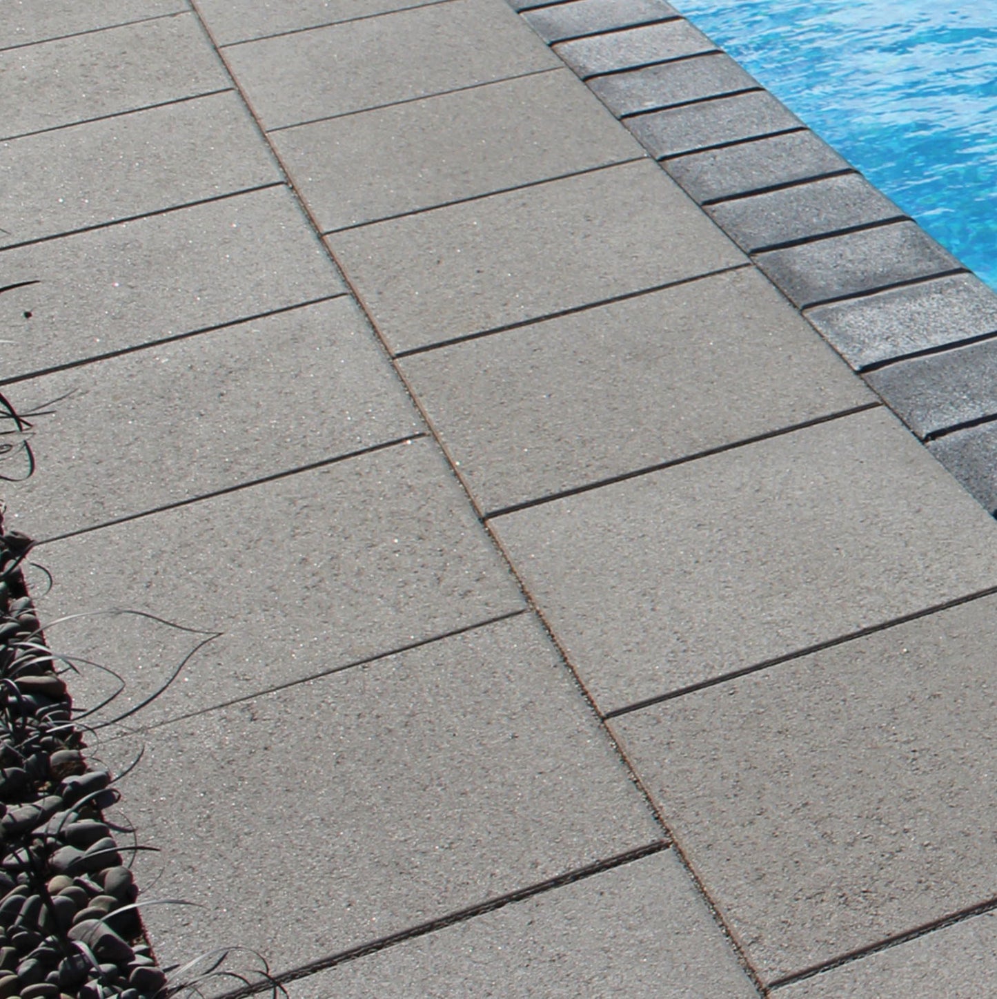 Bowers Flagstone concrete pavers | 450mm*450mm*50 paver | Auckland Pavers | Citi Landscape Supplies